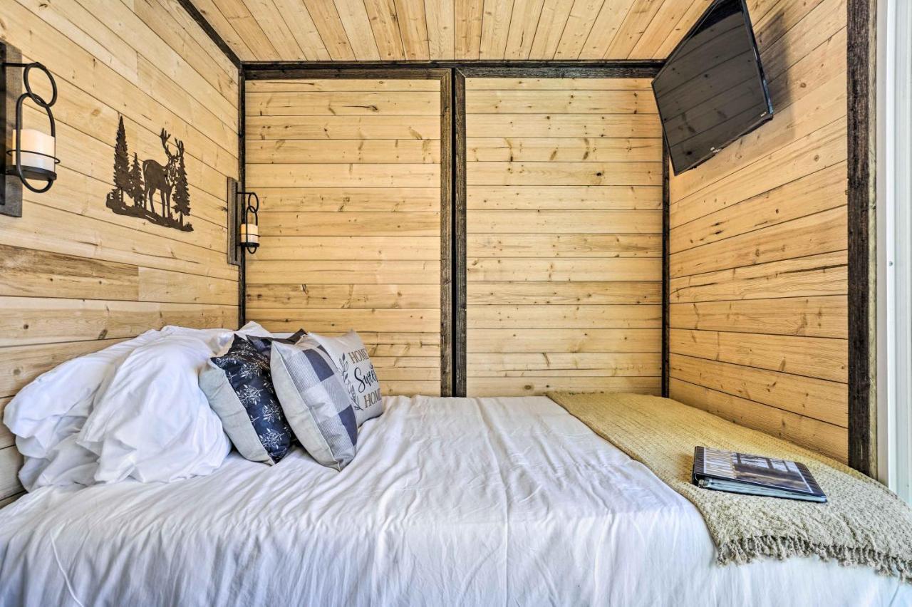 Tiny Home With Hot Tub By Mohican State Park! Loudonville Екстер'єр фото