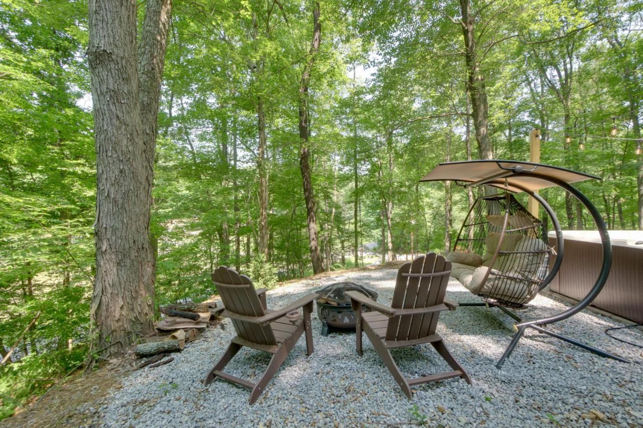 Tiny Home With Hot Tub By Mohican State Park! Loudonville Екстер'єр фото